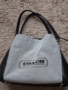 Coach Dalton 31 Canvas & Leather Shoulder Bag EUC